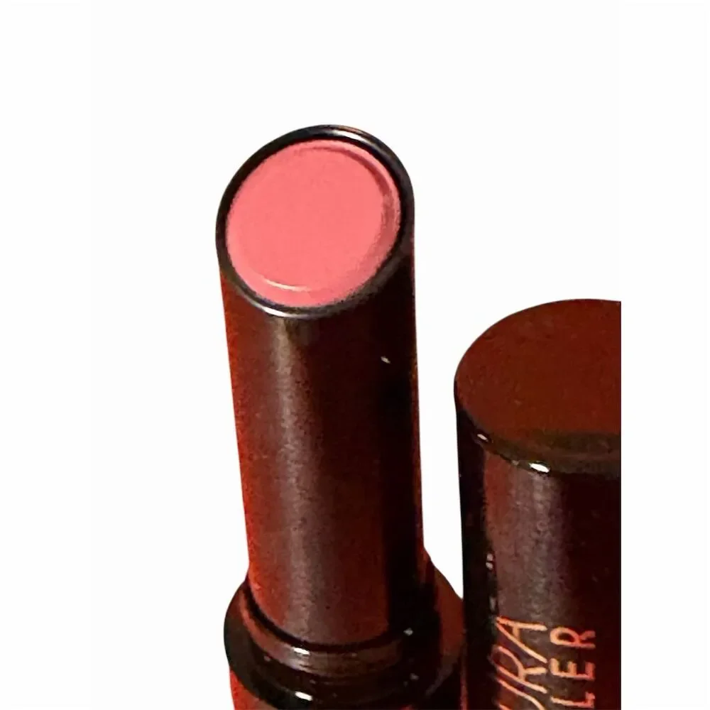 Laura Geller Expert Lipstick in Wise Creamy Long-Lasting Hydrating
